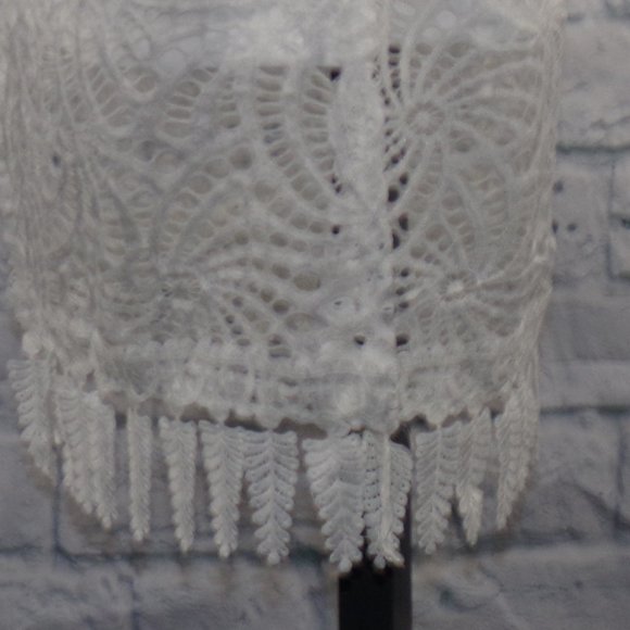 Embroidered Lace 2pc Skirt Set. - Picture 8 of 14